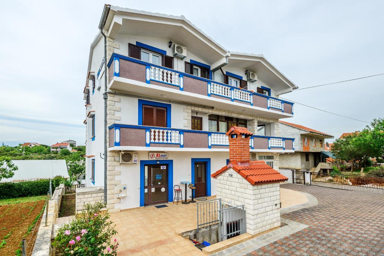 Apartmani Nena ซาดาร์ ภายนอก รูปภาพ