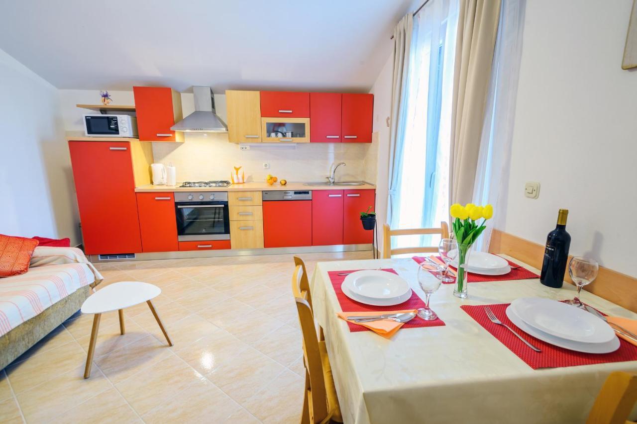 Apartmani Nena ซาดาร์ ภายนอก รูปภาพ