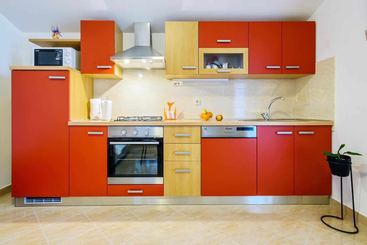 Apartmani Nena ซาดาร์ ภายนอก รูปภาพ