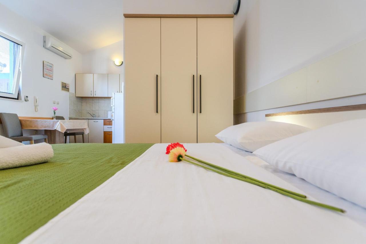 Apartmani Nena ซาดาร์ ภายนอก รูปภาพ