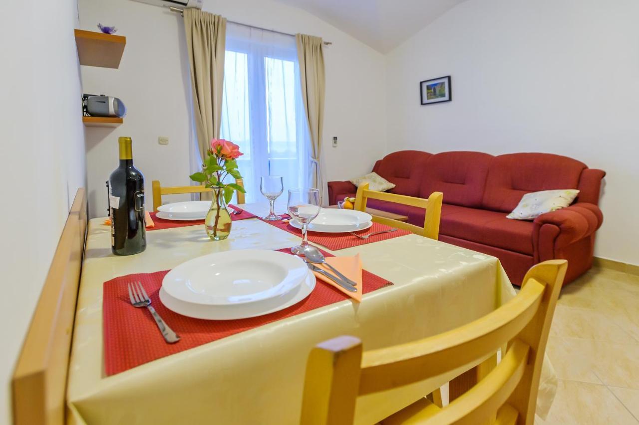 Apartmani Nena ซาดาร์ ภายนอก รูปภาพ